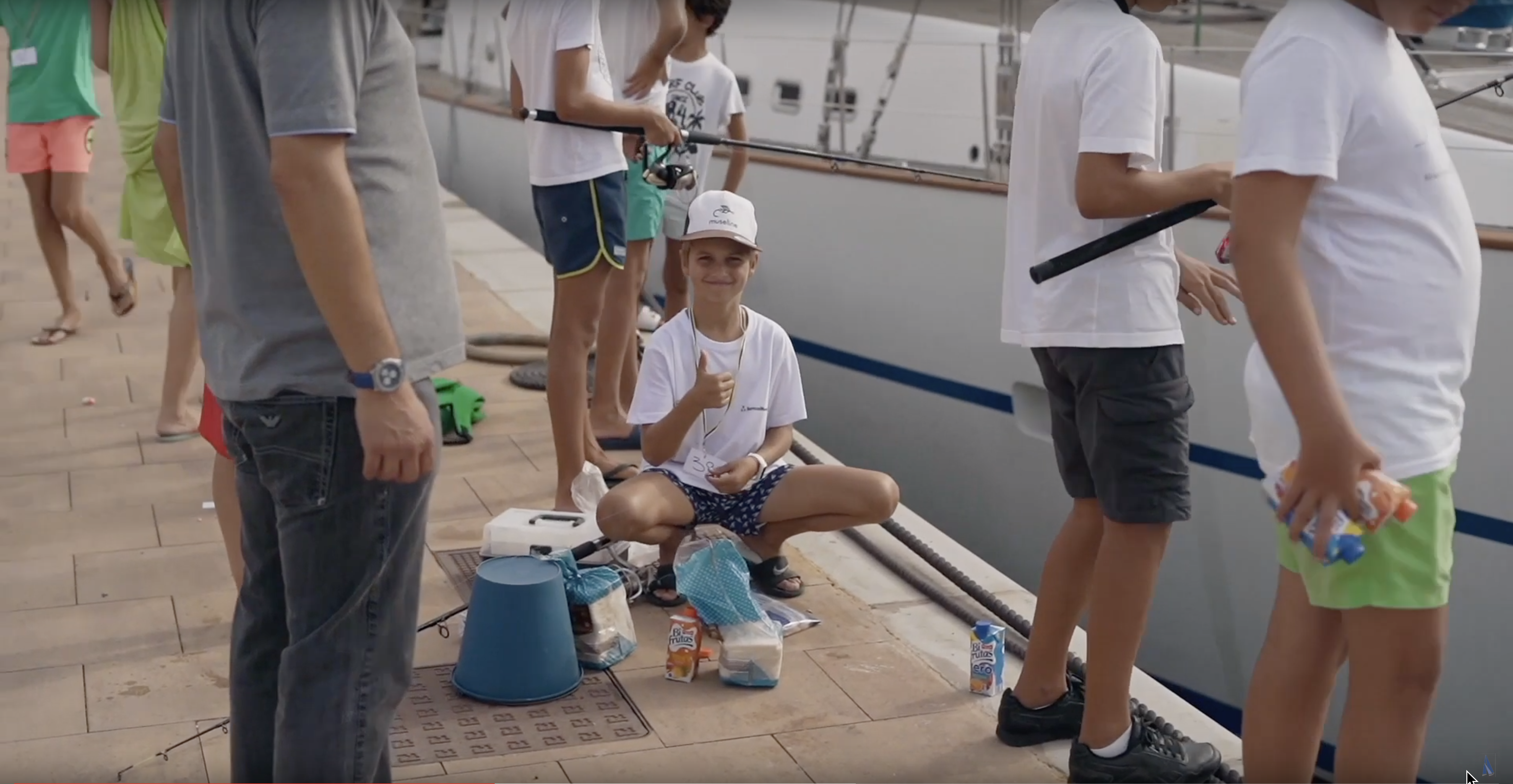 Vídeo resumen del Concurso de Pesca Infantil 2019 celebrado durante el 30ª Concurso de Pesca Pasito Blanco