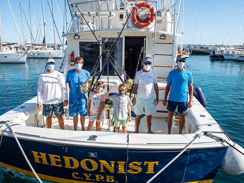 El Hedonist captura un Blue Marlin y se sube al podio ganador del Concurso de Pesca de Altura Pasito Blanco
